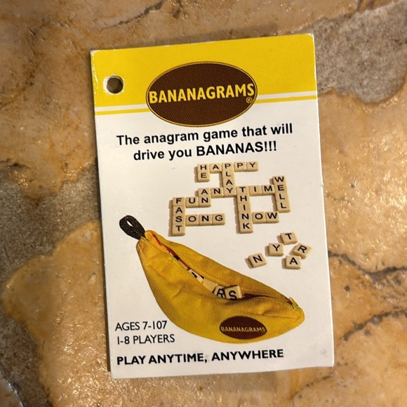 BANANAGRAMS anagram game in canvas banana zipper carry case play anywhere - Picture 5 of 5
